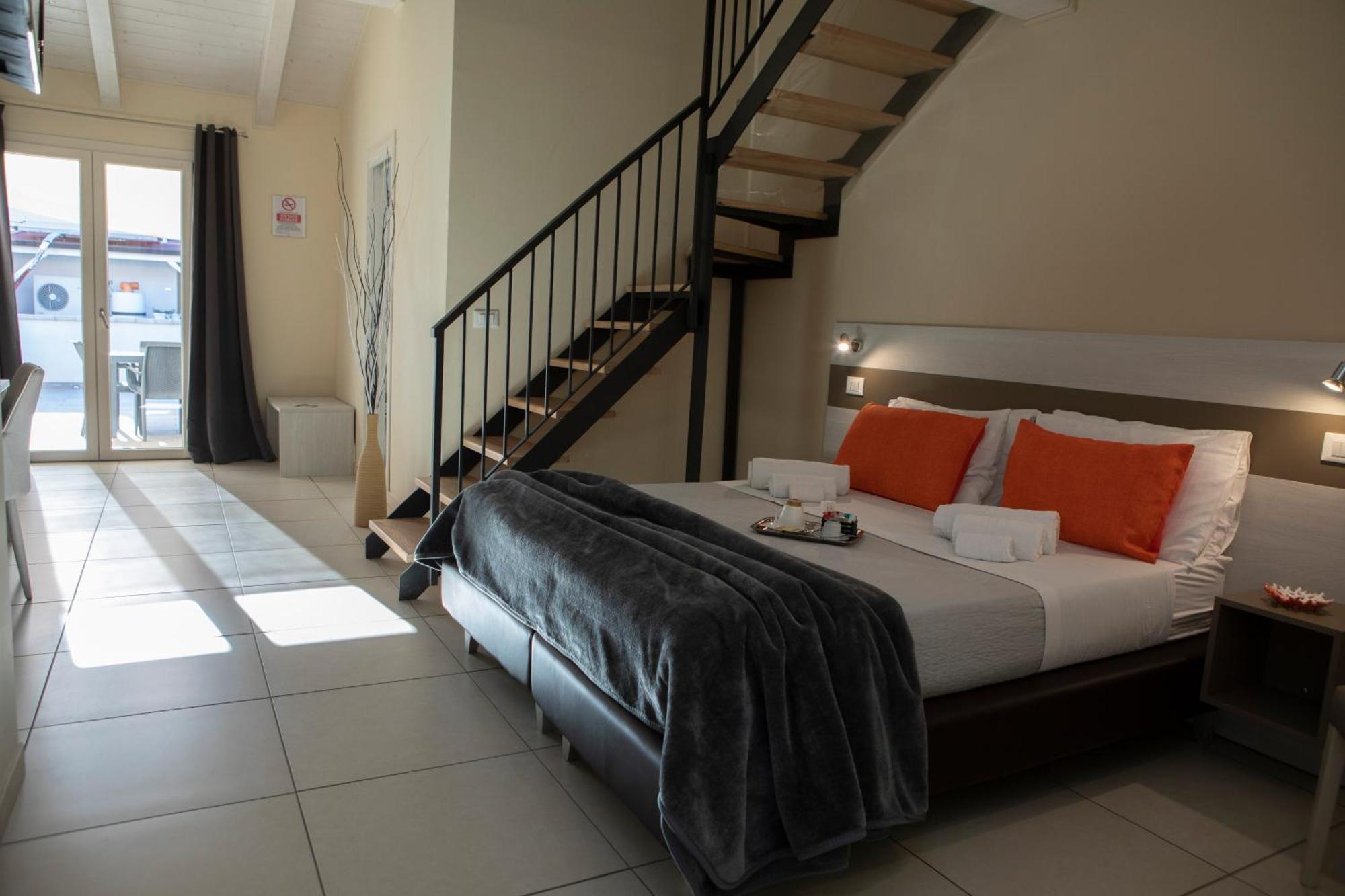 La Perla Amantea Hotel Bagian luar foto