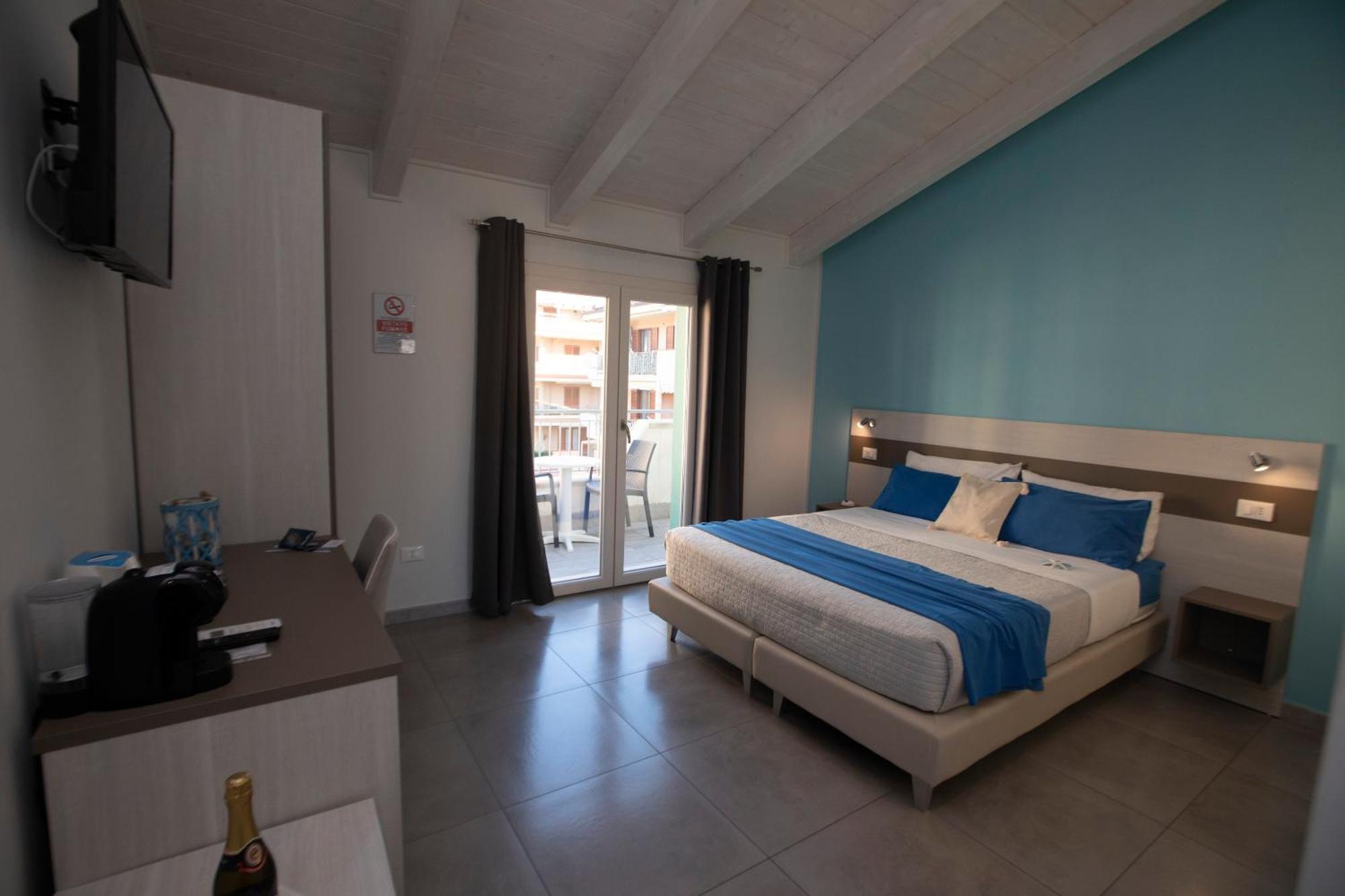 La Perla Amantea Hotel Bagian luar foto